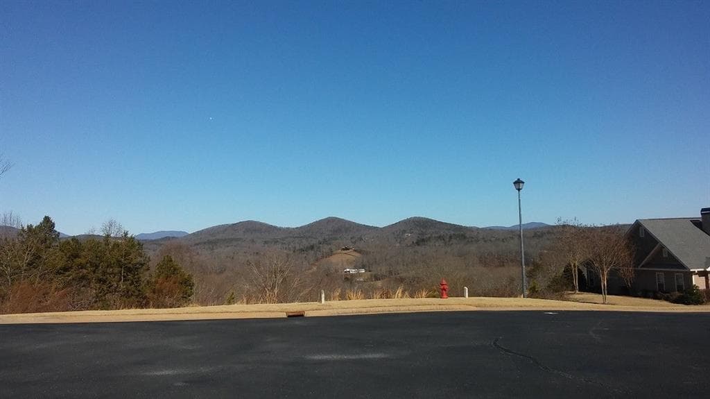 2 bedroom, 1,694 sq ft condominium sold at 370 Summit Drive, Dahlonega, GA 30533