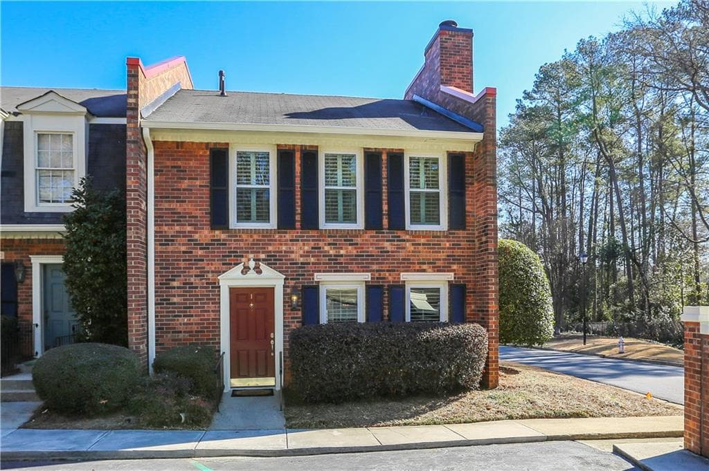 1 Queen Victoria Place, Atlanta, GA 30342 — most recent listing photo