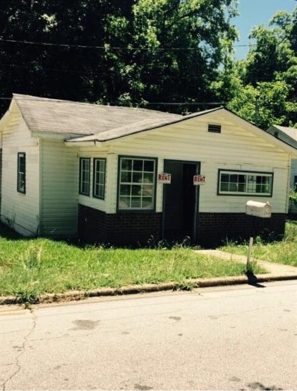 2 bedroom single family residence sold at 204 E Crovat Street, LaGrange, GA 30241
