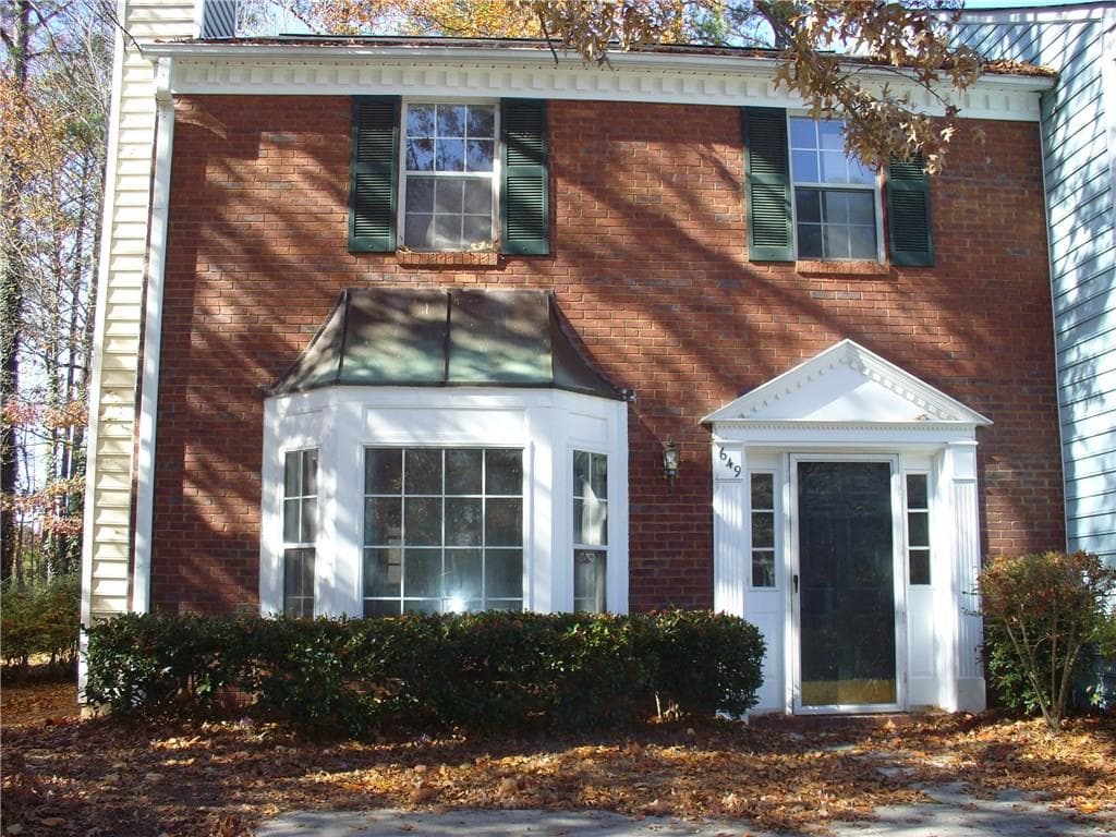 649 Anderson Walk 649, Marietta, GA 30062 — most recent listing photo