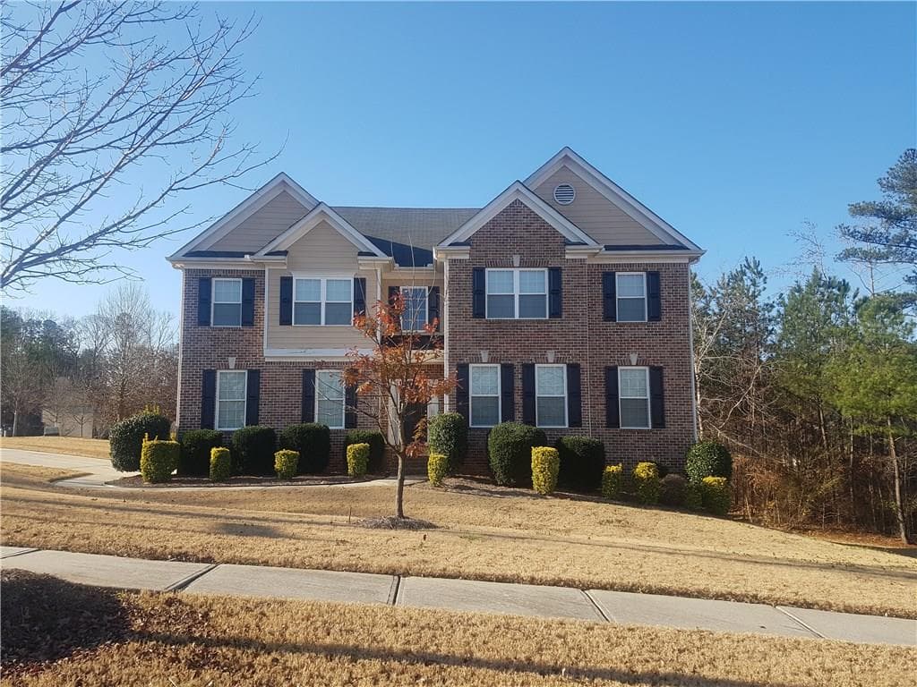 7921 The Lakes Drive, Fairburn, GA 30213 — most recent listing photo