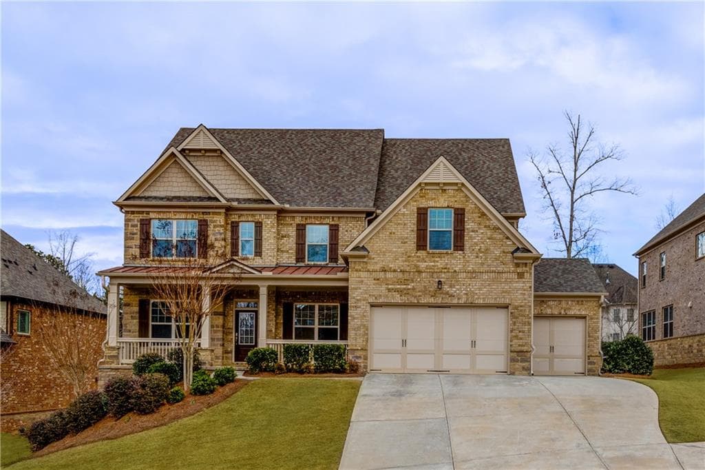 5 bedroom, 4,216 sq ft single family residence sold at 10493 New Cove Road, Alpharetta, GA 30022