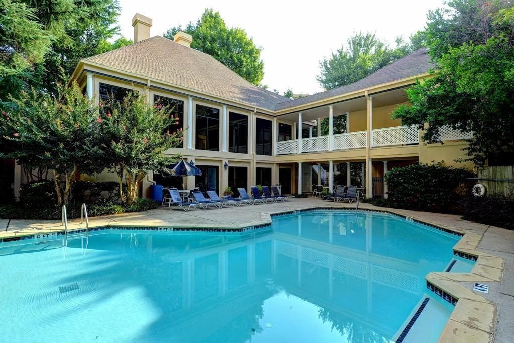 244 13th Street 110, Atlanta, GA 30309 — most recent listing photo