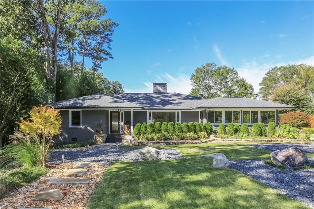 4 bedroom, 3,328 sq ft single family residence sold at 1384 Brook Forest Drive, Atlanta, GA 30324
