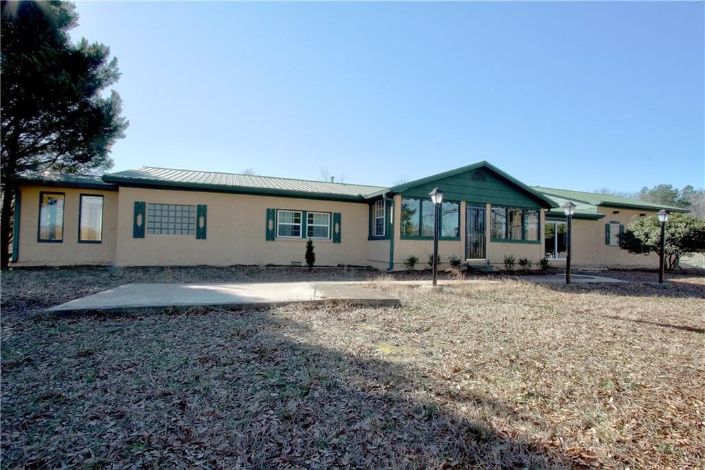 879 Old State Road, Pendergrass, GA 30567 — most recent listing photo