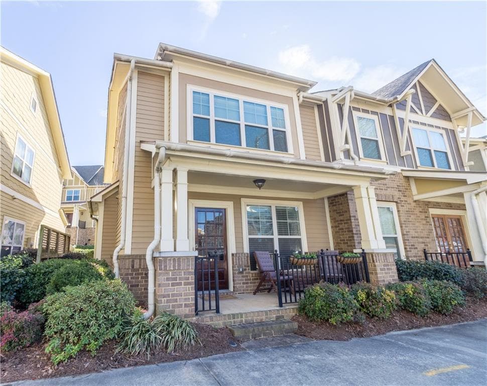 2 bedroom, 1,582 sq ft townhouse sold at 366 16th Street, Atlanta, GA 30363