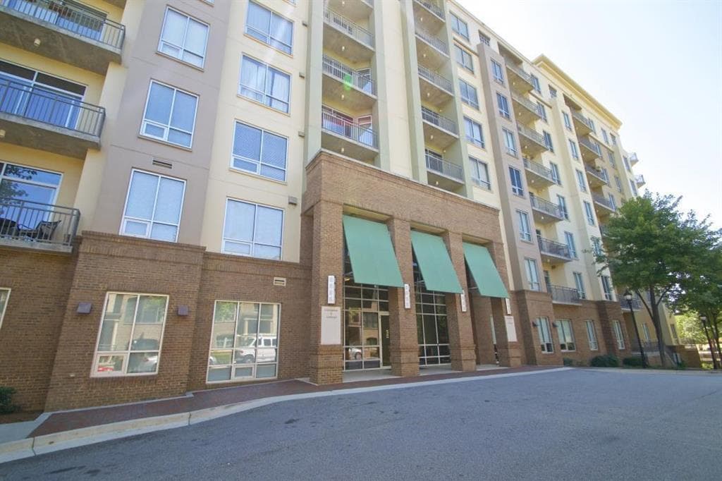1 bedroom, 853 sq ft condominium sold at 711 Cosmopolitan Drive 340, Atlanta, GA 30324