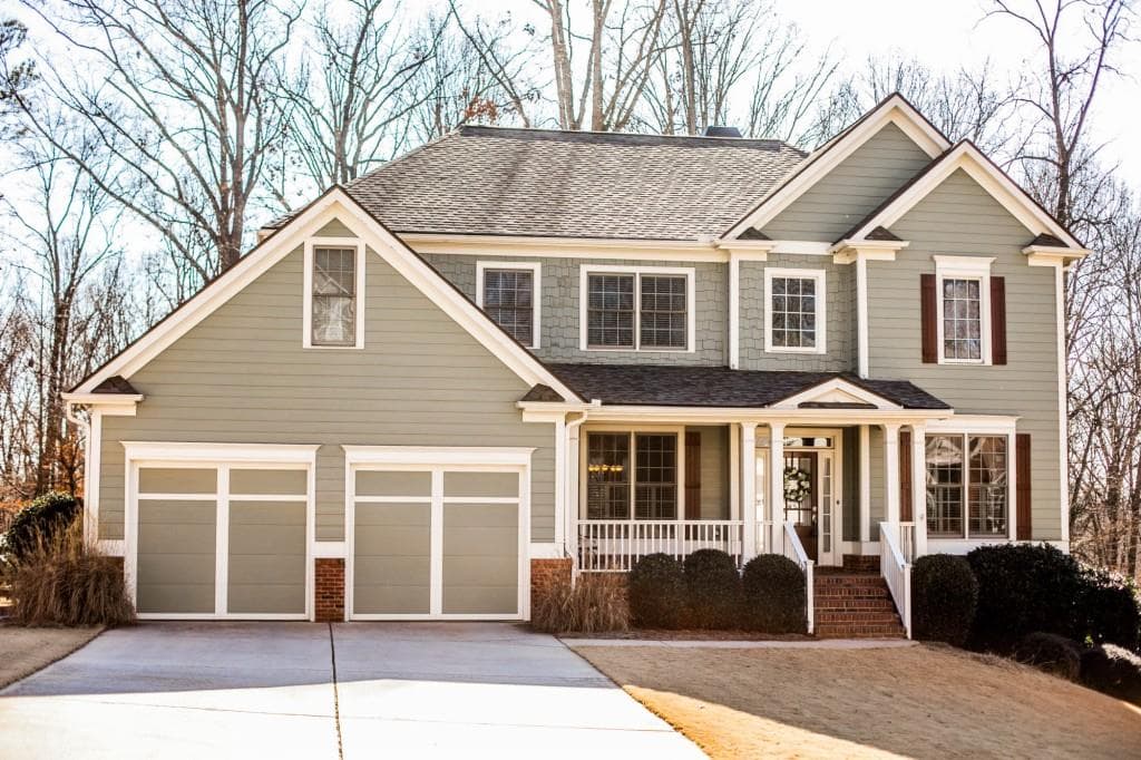 6 bedroom, 4,352 sq ft single family residence sold at 9025 Devonwood Court, Gainesville, GA 30506
