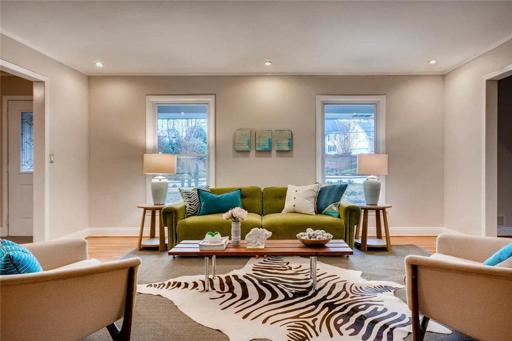 4 bedroom, 2,004 sq ft single family residence sold at 1804 Crestline Drive, Atlanta, GA 30345