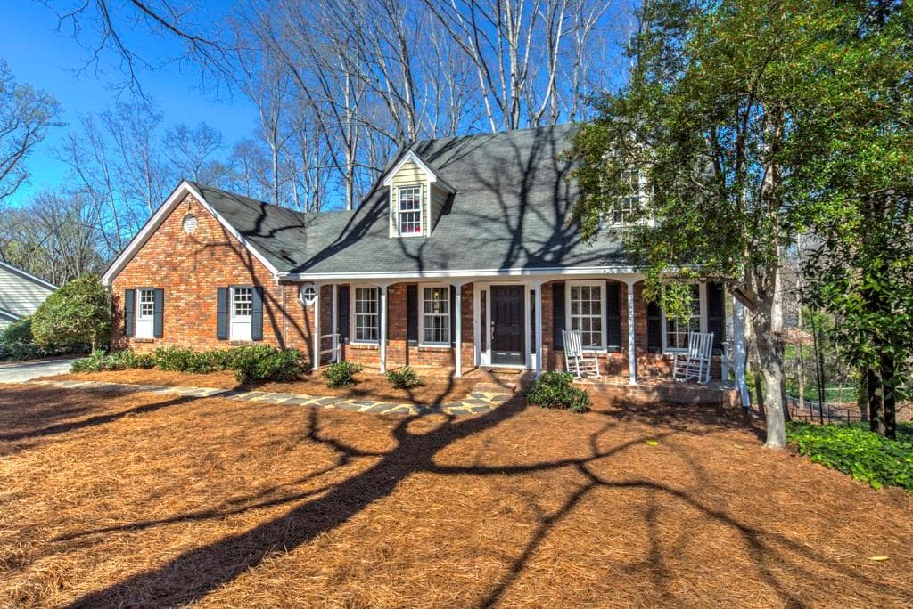 340 Thornwood Drive, Sandy Springs, GA 30328 — most recent listing photo