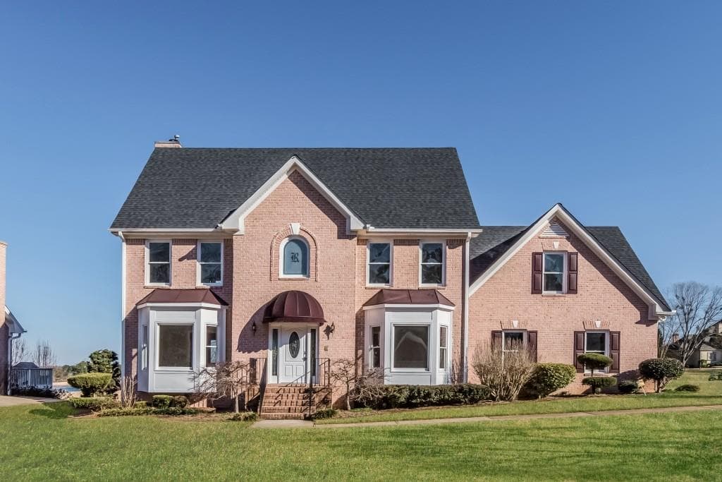 5 bedroom, 3,082 sq ft single family residence sold at 5878 Southland Drive, Stone Mountain, GA 30087