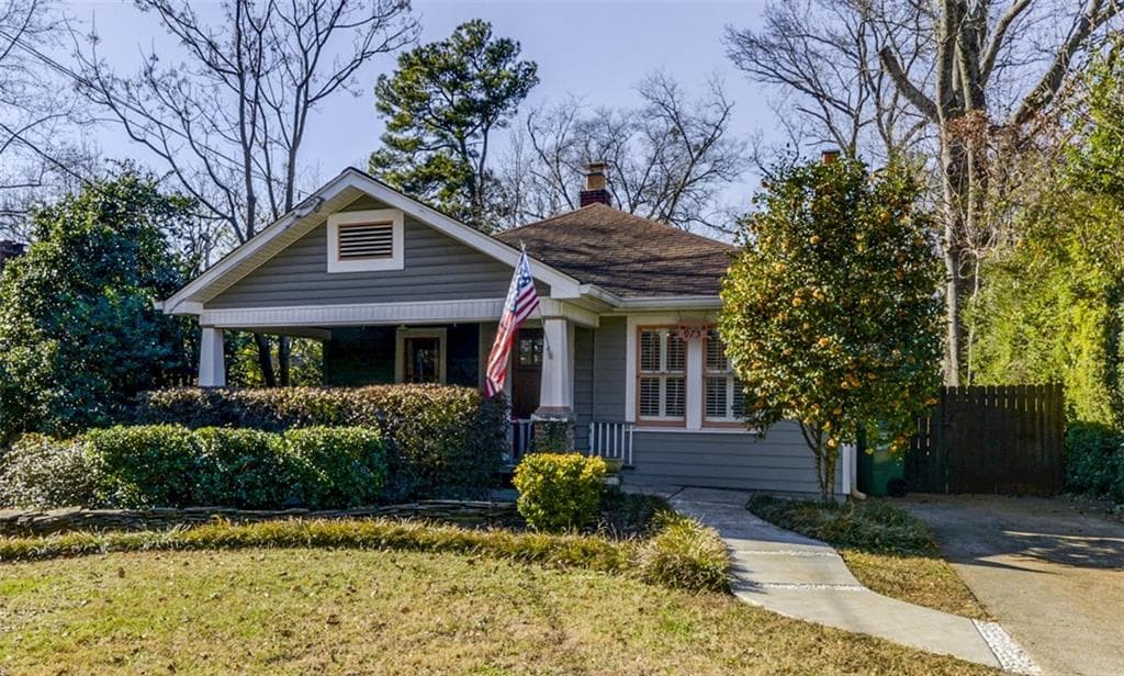 3 bedroom, 2,520 sq ft single family residence sold at 975 Alloway Place, Atlanta, GA 30316