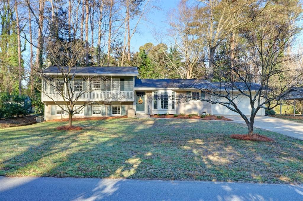 6536 Wright Road, Sandy Springs, GA 30328 — most recent listing photo