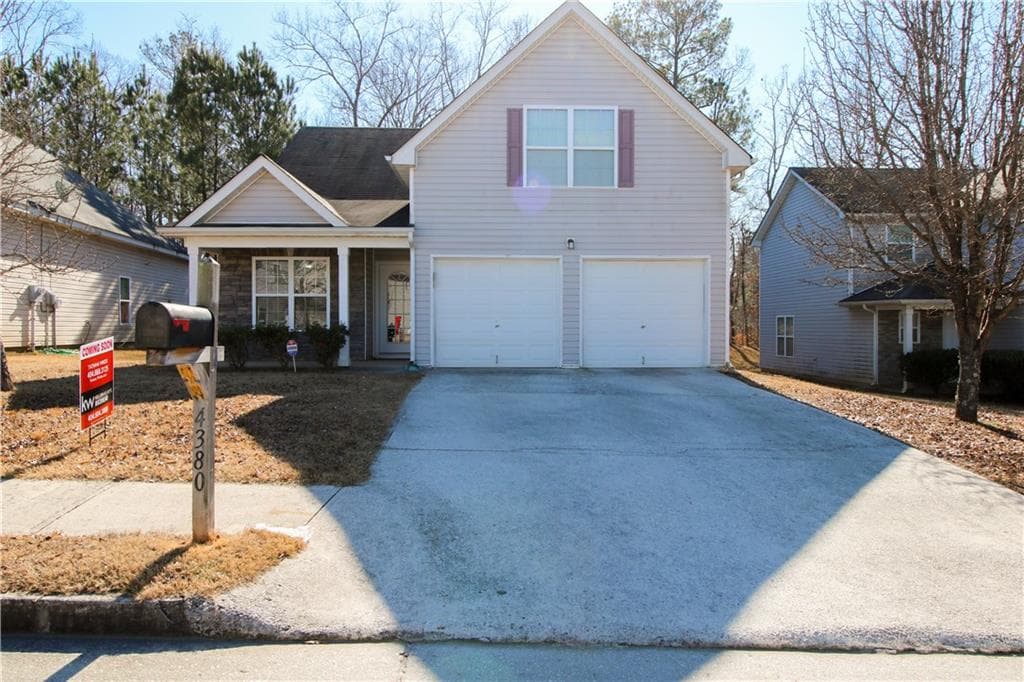 3 bedroom, 1,830 sq ft single family residence sold at 4380 Big Horn Pass, Douglasville, GA 30135