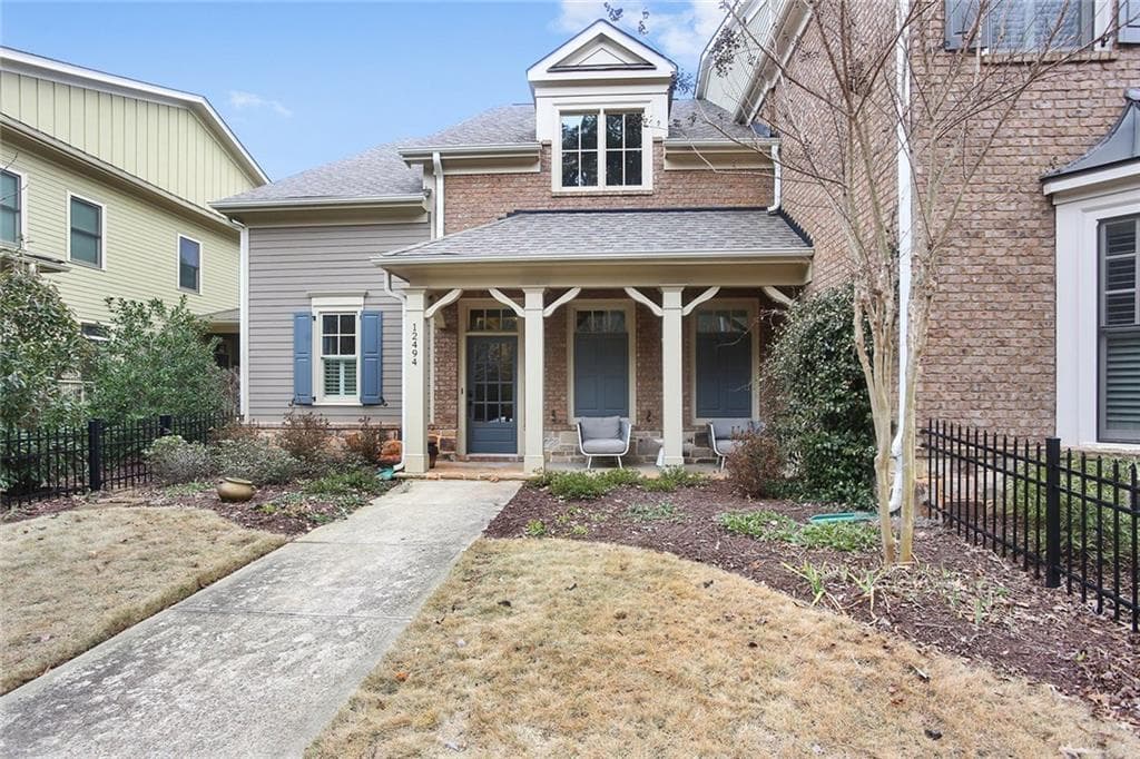 3 bedroom, 3,046 sq ft townhouse sold at 12494 Broadwell Road, Milton, GA 30004