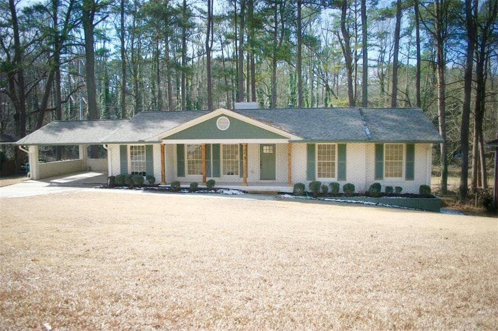 4 bedroom, 1,583 sq ft single family residence sold at 1834 Alderbrook Road, Atlanta, GA 30345