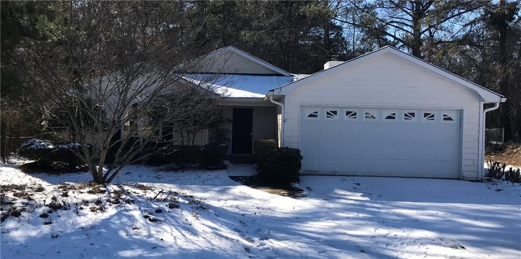 3 bedroom, 1,266 sq ft single family residence sold at 4301 Sterling Pointe Drive, Douglasville, GA 30135