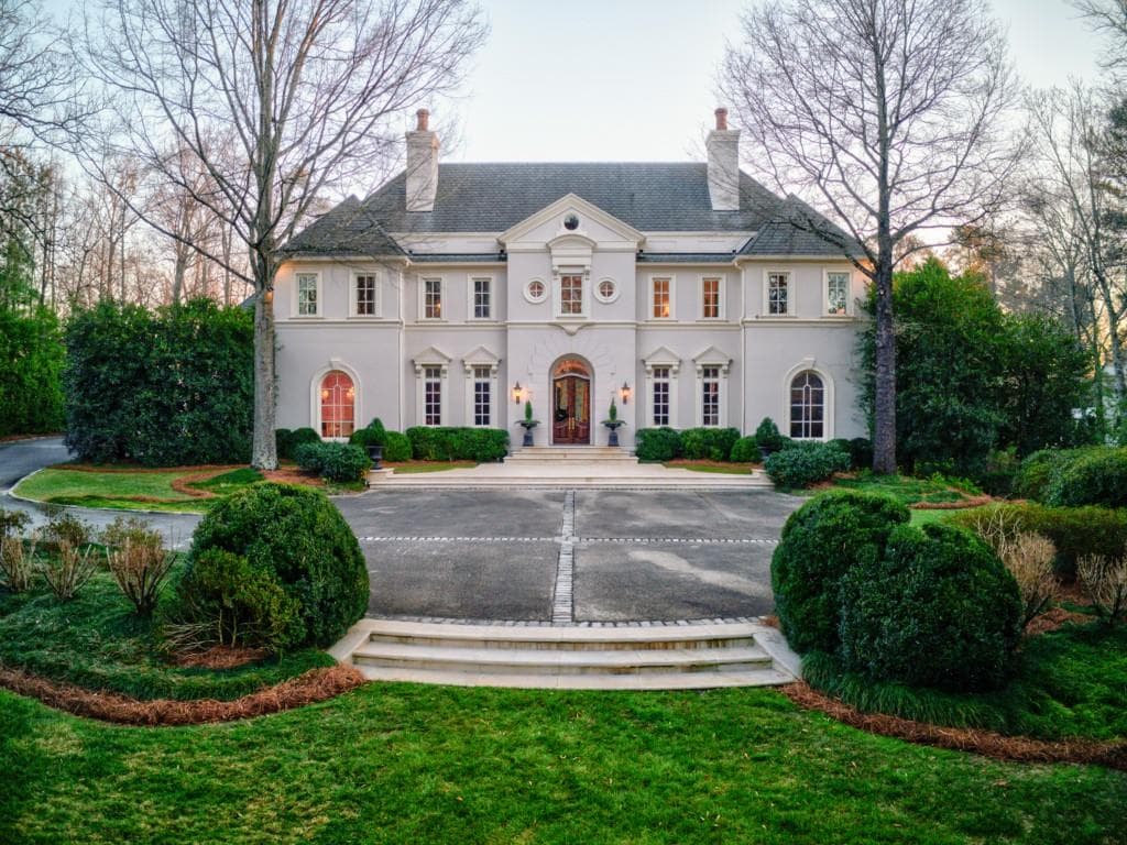 6 bedroom, 9,202 sq ft single family residence sold at 1210 W Garmon Road, Atlanta, GA 30327