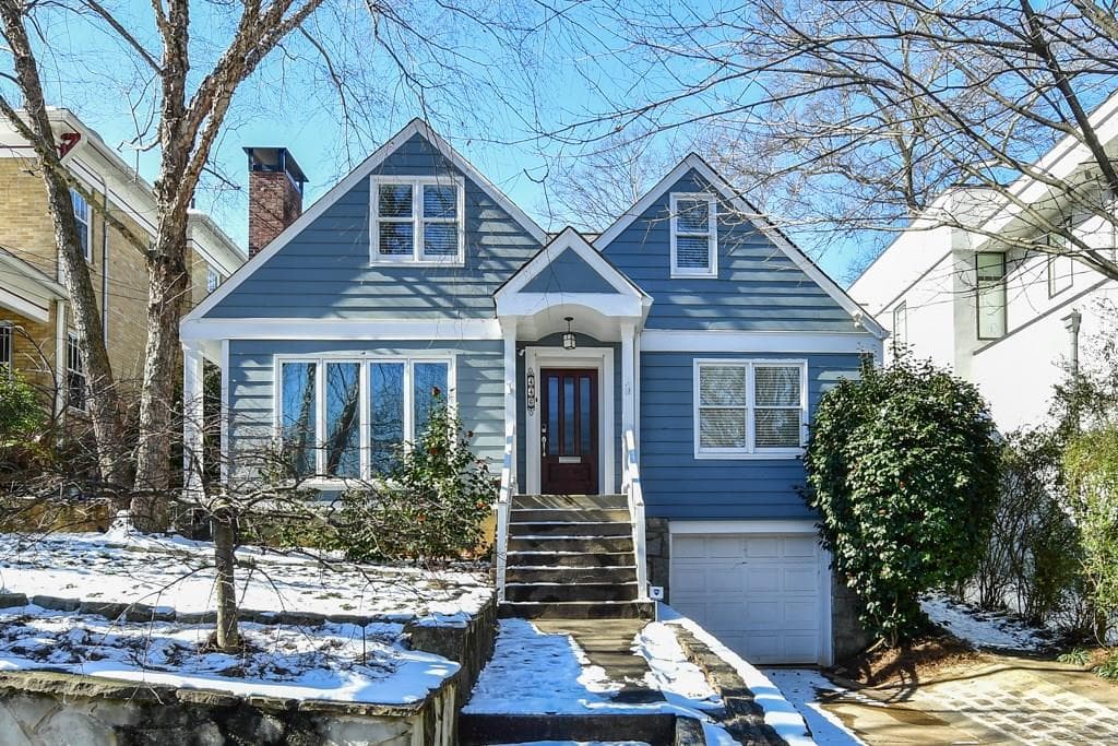 5 bedroom single family residence sold at 446 Hardendorf Avenue, Atlanta, GA 30307