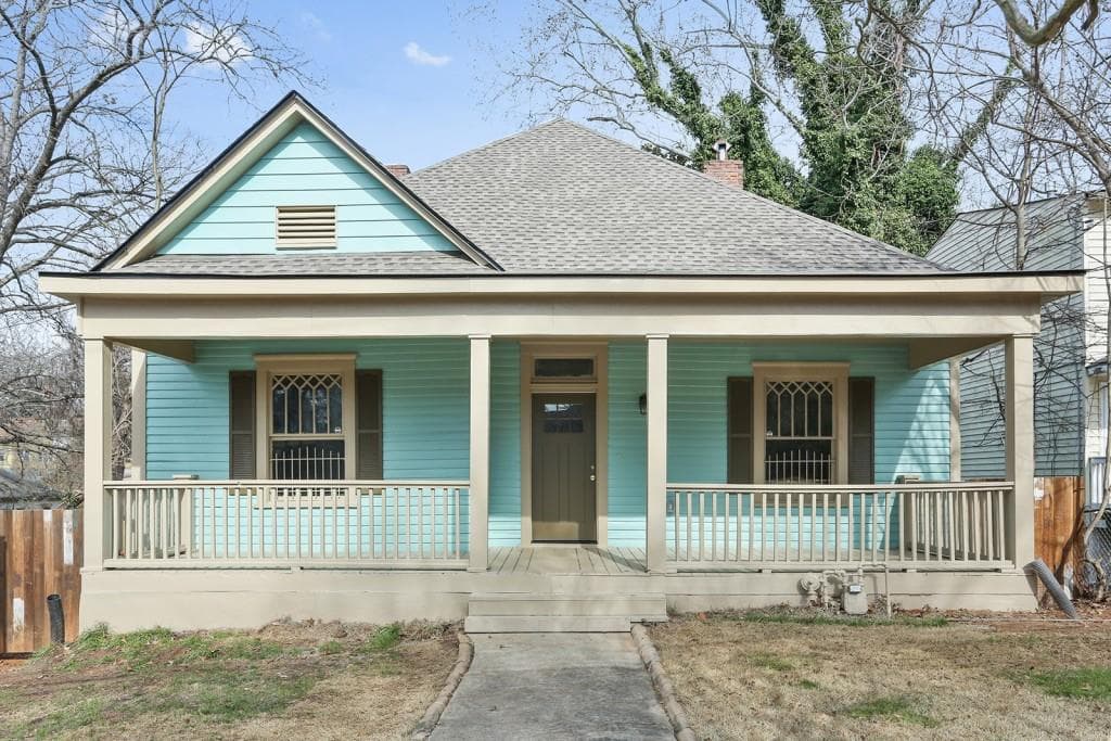 4 bedroom, 1,705 sq ft single family residence sold at 1125 Mathews Street, Atlanta, GA 30310