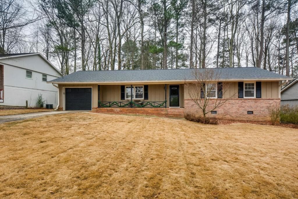 3 bedroom, 1,333 sq ft single family residence sold at 3476 Creatwood Trail, Smyrna, GA 30080