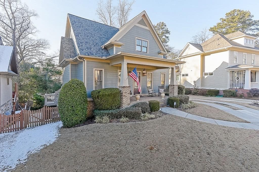 1092 Parkview Place, Smyrna, GA 30080 — most recent listing photo