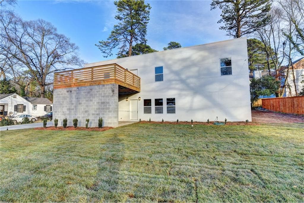 3 bedroom, 1,900 sq ft single family residence sold at 1956 Normal Street, Decatur, GA 30032