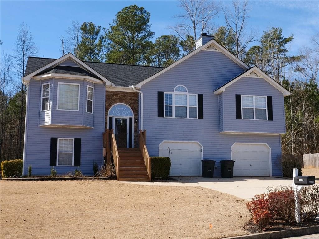 3 bedroom, 1,800 sq ft single family residence sold at 4825 Blue Rock Court, Douglasville, GA 30135