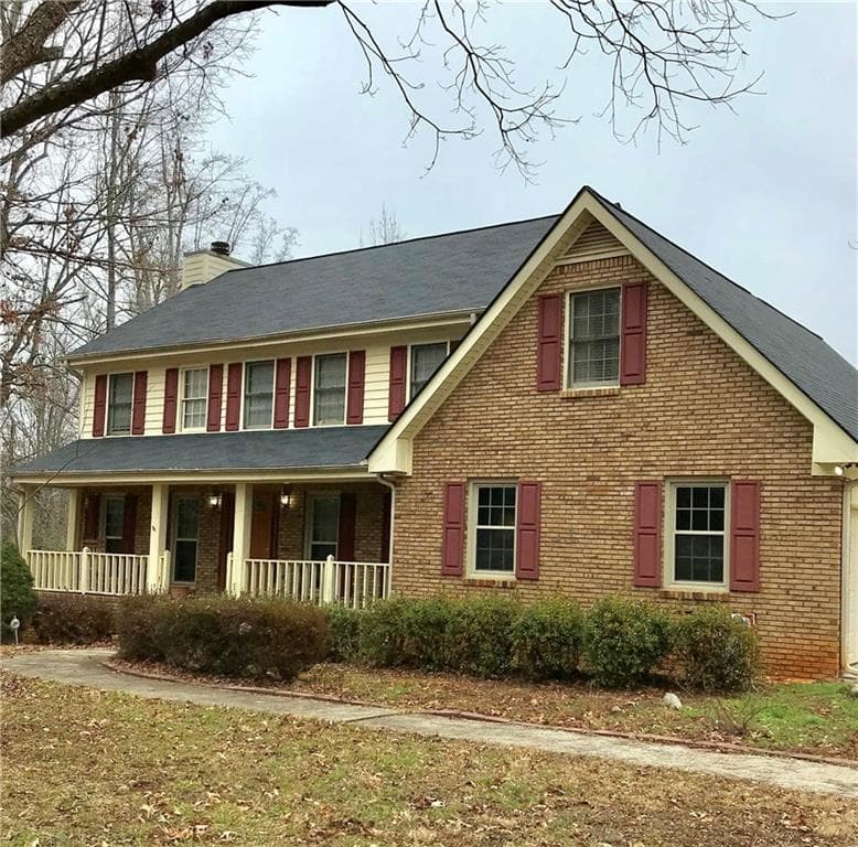 1915 Skyland Glen Drive, Snellville, GA 30078 — most recent listing photo