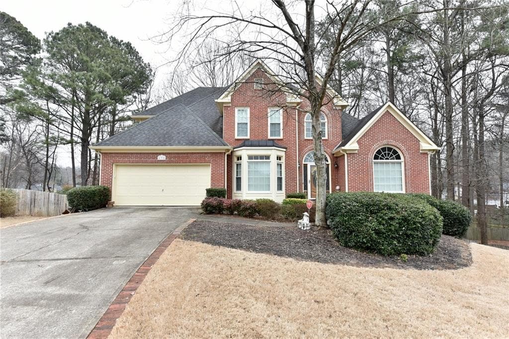 5 bedroom, 3,103 sq ft single family residence sold at 635 Willowbrook Run, Alpharetta, GA 30022