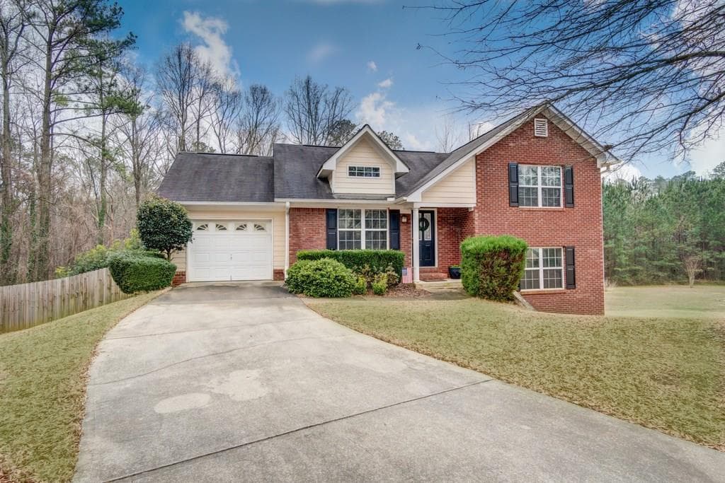 4 bedroom, 1,640 sq ft single family residence sold at 2591 Boulder Hill Court, Atlanta, GA 30316