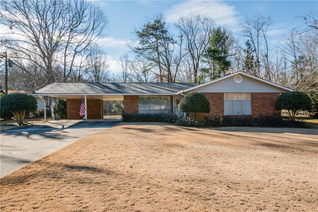 685 Beverly Drive, Gainesville, GA 30501 — most recent listing photo