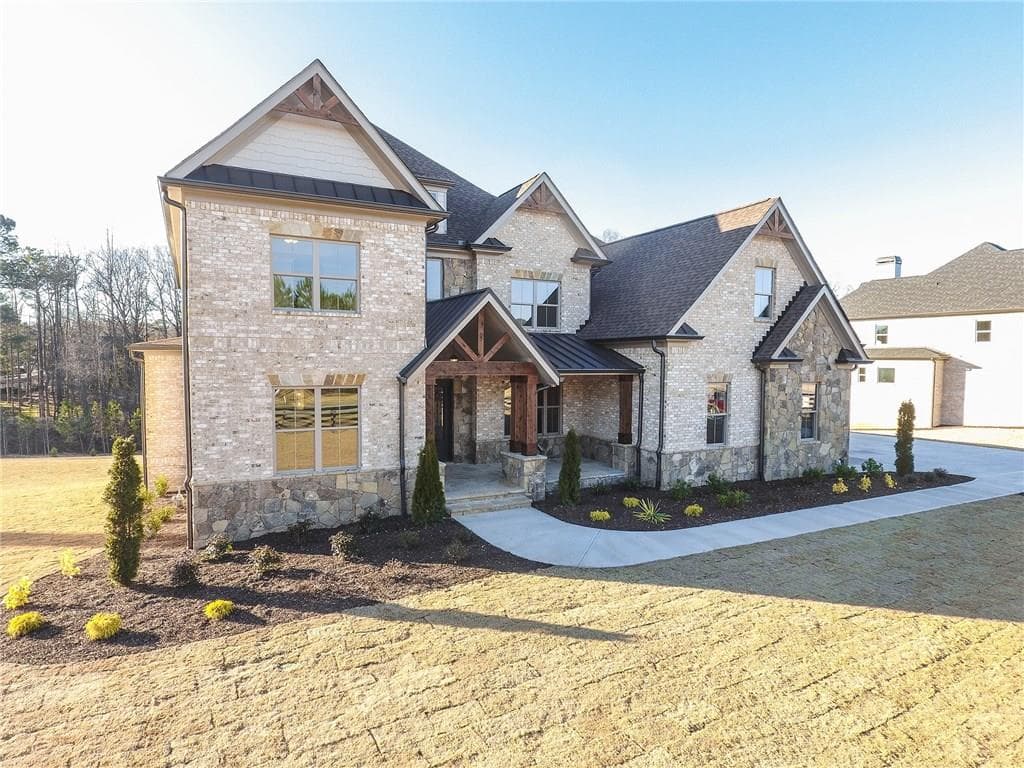 5 bedroom, 5,300 sq ft single family residence sold at 2674 Camp Branch Road, Buford, GA 30518