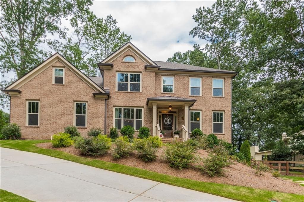 5307 Vernon Lake Drive, Dunwoody, GA 30338 — most recent listing photo