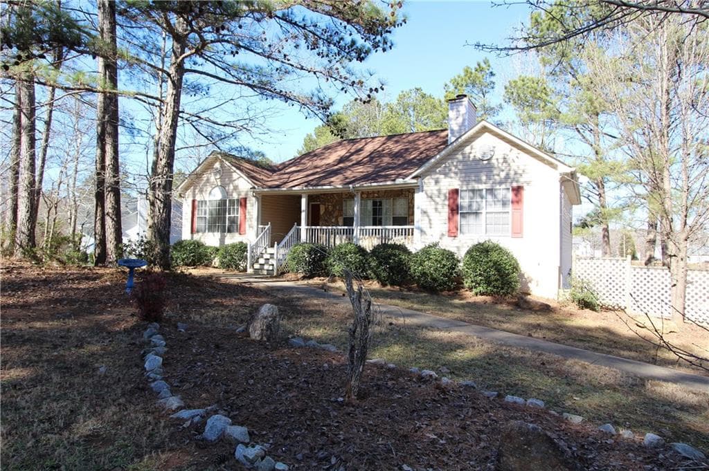 4015 Robindale Drive, Douglasville, GA 30135 — most recent listing photo