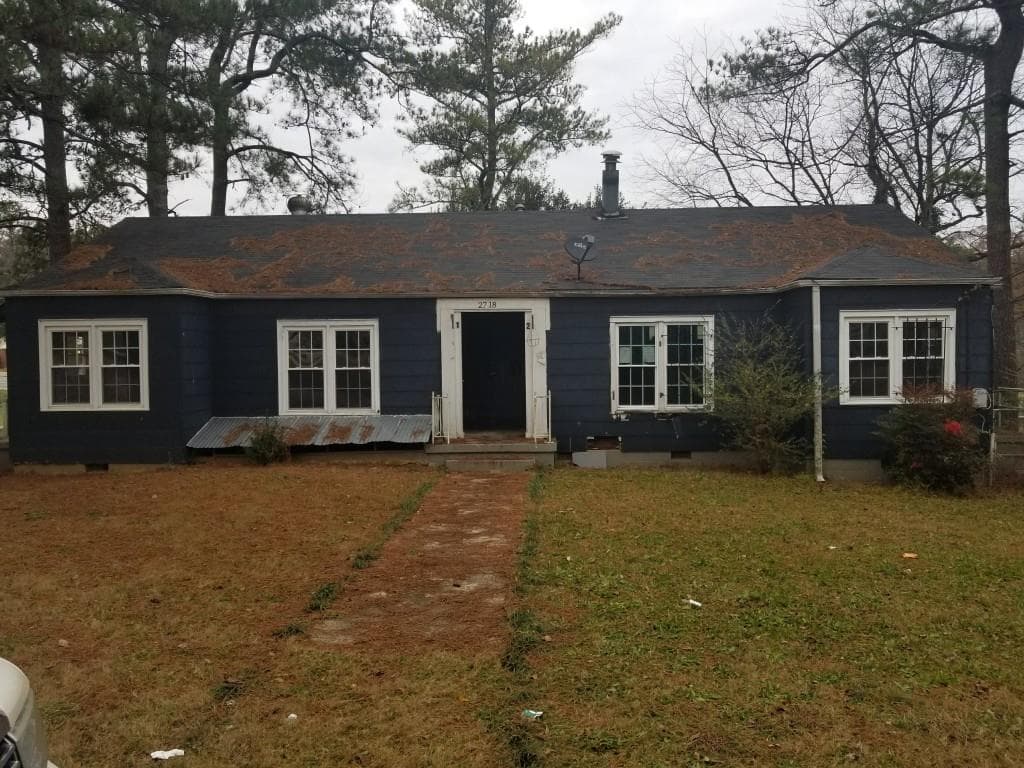 2718 Miles Circle, East Point, GA 30344 — most recent listing photo