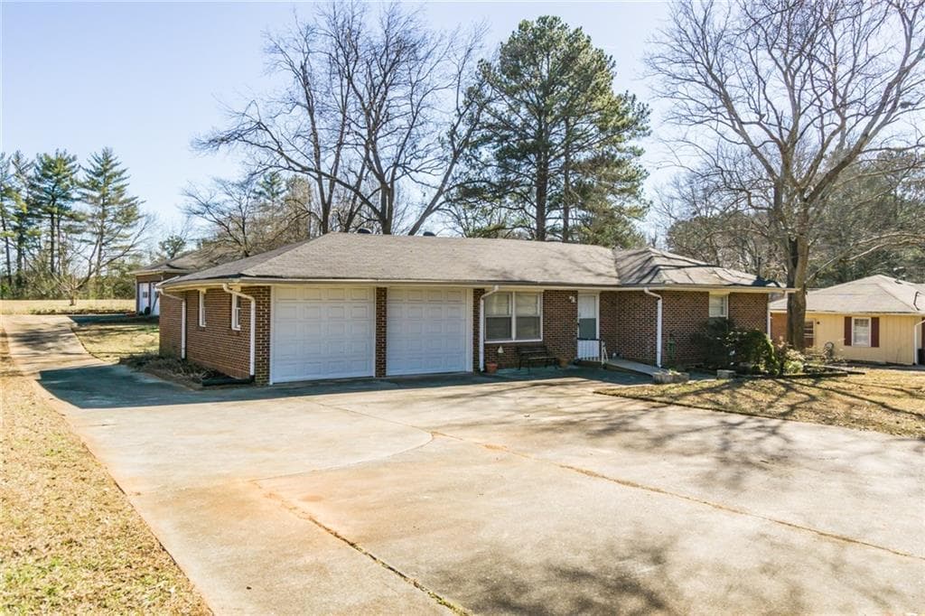 1555 Idlewood Road, Tucker, GA 30084 — most recent listing photo
