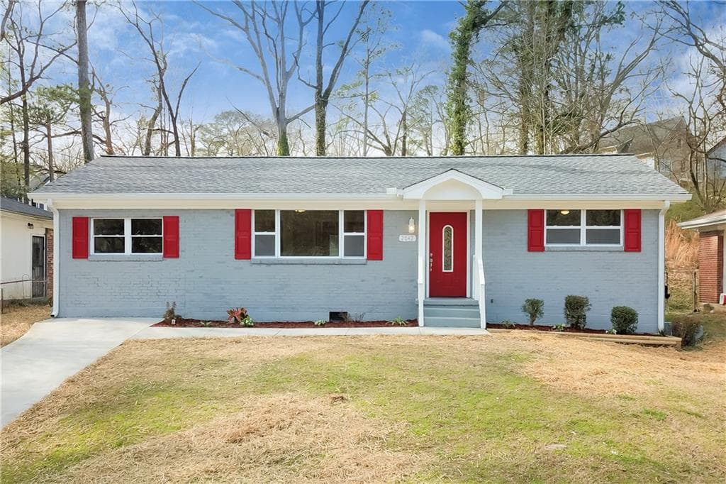 3 bedroom, 1,400 sq ft single family residence sold at 2042 Claude Street, Atlanta, GA 30318