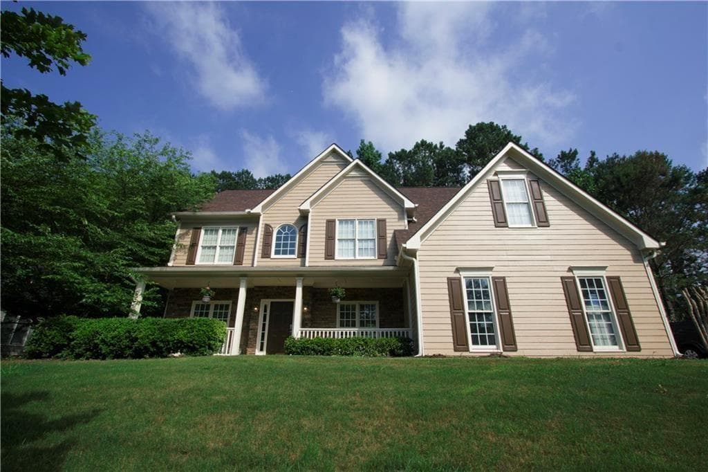 4 bedroom, 2,290 sq ft single family residence sold at 1021 Copper Creek Drive, Canton, GA 30114