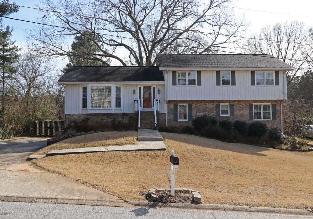 1487 Meadowcreek Court, Dunwoody, GA 30338 — most recent listing photo