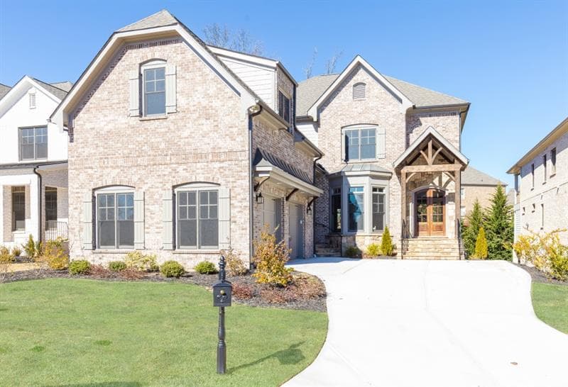 5 bedroom, 3,900 sq ft single family residence sold at 616 Esfun Trace, Atlanta, GA 30328