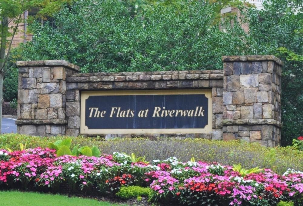 2 bedroom, 1,209 sq ft condominium sold at 3150 Woodwalk Drive 2104, Atlanta, GA 30339