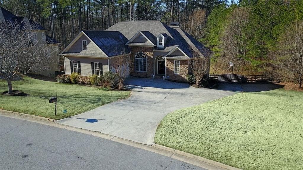 6 bedroom, 3,500 sq ft single family residence sold at 2509 Galloways Farm Drive, Acworth, GA 30101