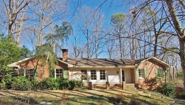 4 bedroom, 2,351 sq ft single family residence sold at 1089 Mason Woods Drive, Atlanta, GA 30329