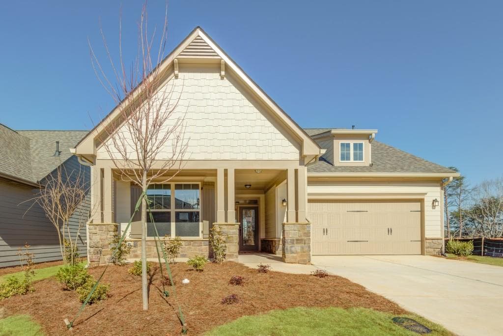 2 bedroom, 1,825 sq ft single family residence sold at 110 Hidden Trail Court, Canton, GA 30114