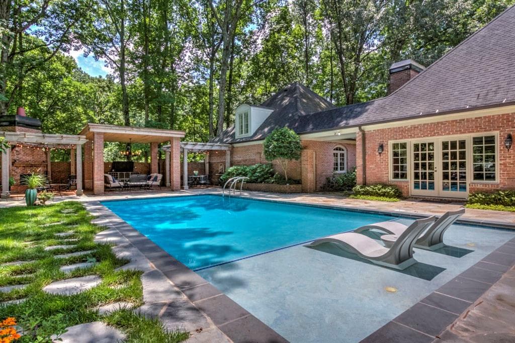 5 bedroom single family residence sold at 1660 Winterthur Close, Atlanta, GA 30328