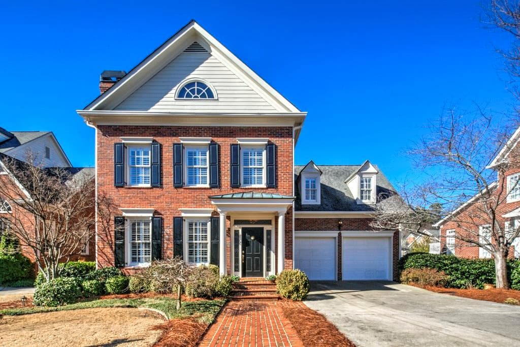 4 bedroom, 4,821 sq ft single family residence sold at 3545 Paces Ferry Circle, Smyrna, GA 30080