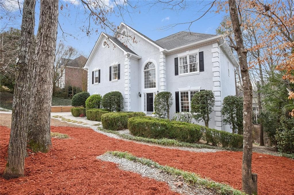 12070 Lonsdale Lane, Roswell, GA 30075 — most recent listing photo