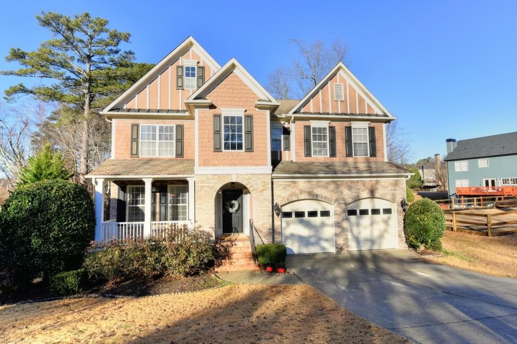 5 bedroom, 3,059 sq ft single family residence sold at 1670 Daniel Park Drive, Dacula, GA 30019