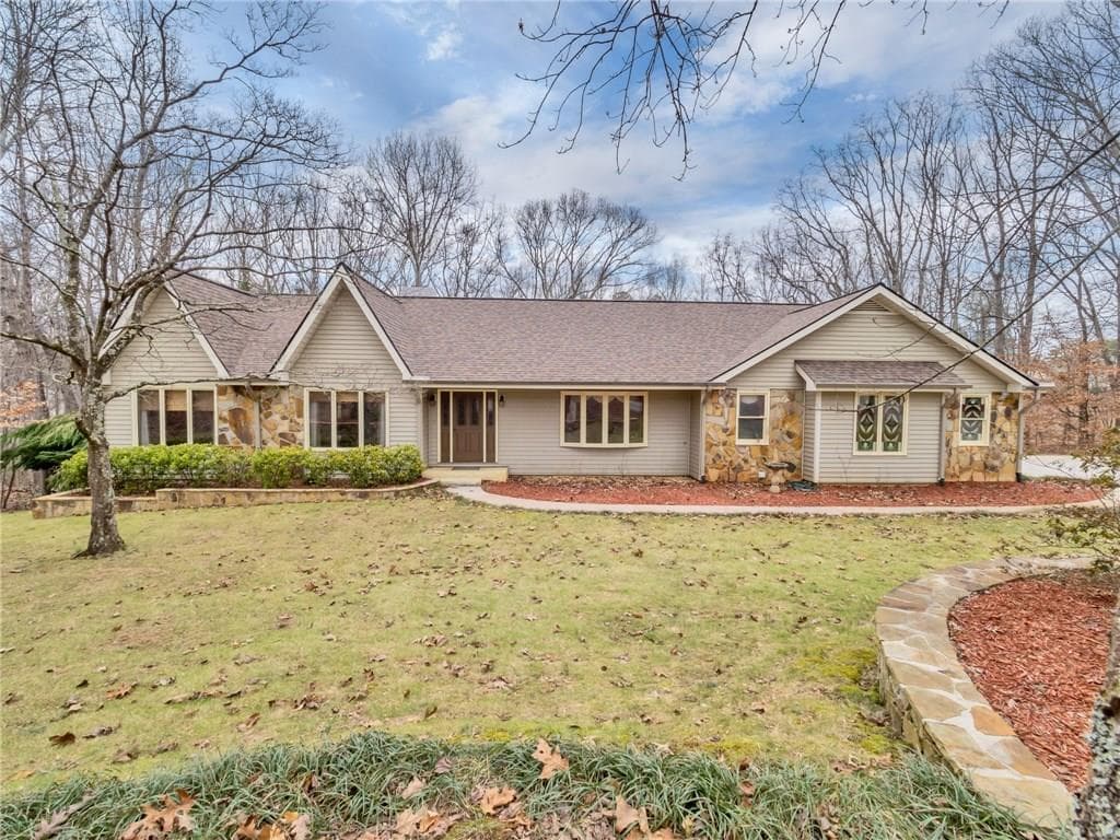 710 Spring Valley Drive, Cumming, GA 30041 — most recent listing photo